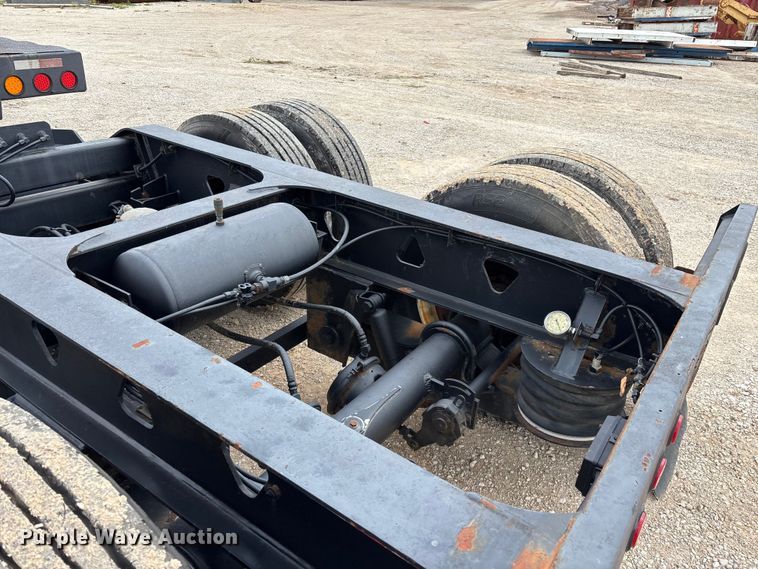 image for item FG0426 2001 Trail King lowboy equipment trailer