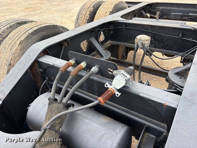 image for item FG0426 2001 Trail King lowboy equipment trailer