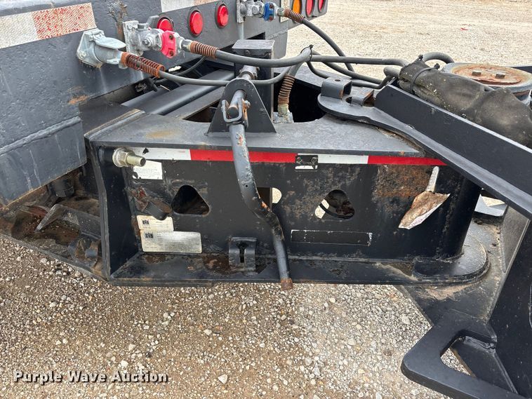 image for item FG0426 2001 Trail King lowboy equipment trailer