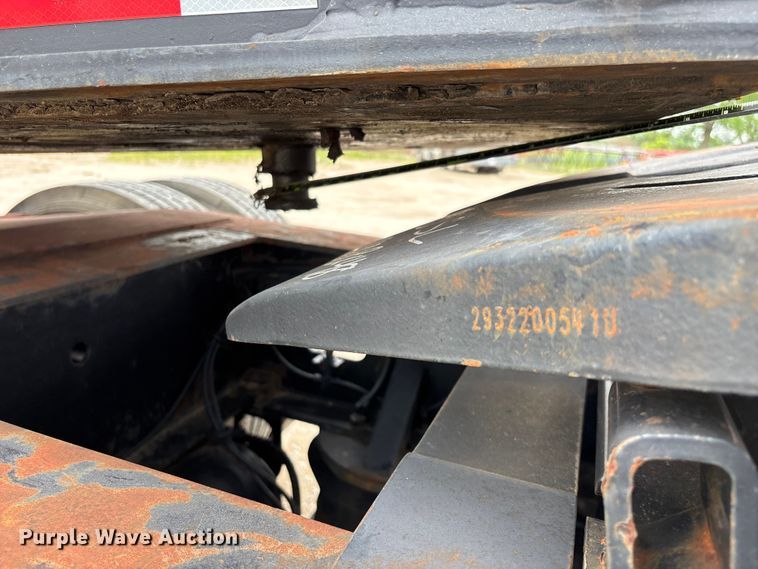 image for item FG0426 2001 Trail King lowboy equipment trailer