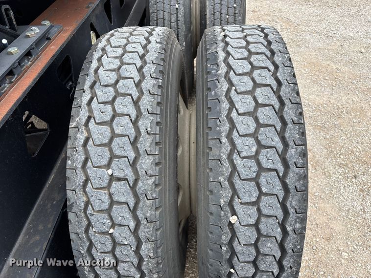 image for item FG0426 2001 Trail King lowboy equipment trailer