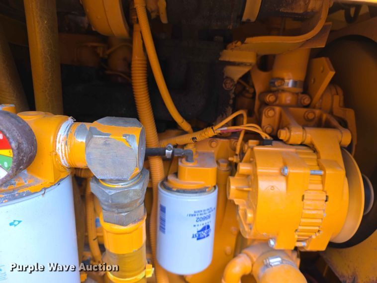 image for item FH6164 1999 Lee Boy 685 motor grader