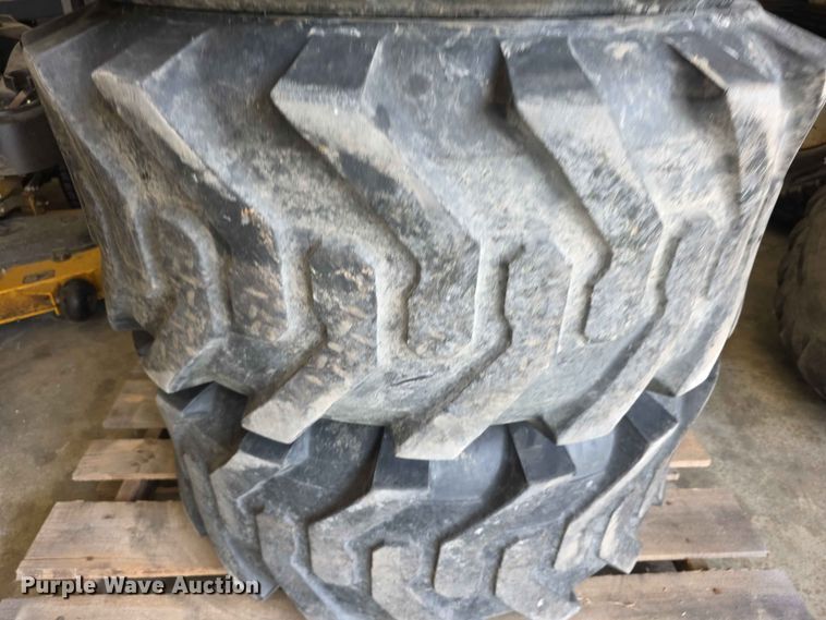 image for item FH6164 1999 Lee Boy 685 motor grader