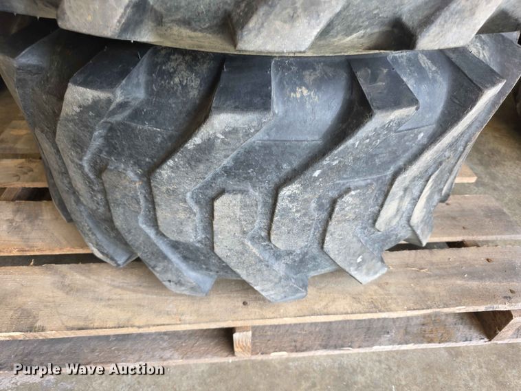 image for item FH6164 1999 Lee Boy 685 motor grader