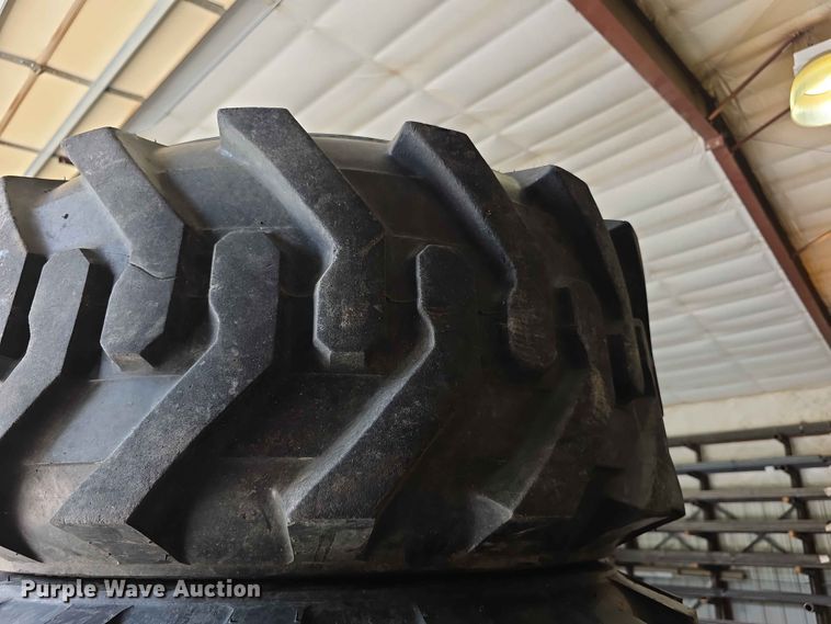 image for item FH6164 1999 Lee Boy 685 motor grader