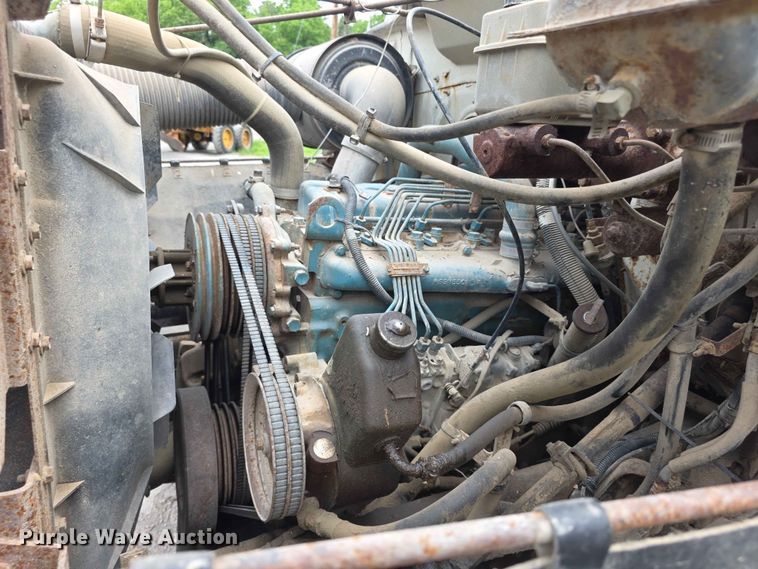 image for item FH6165 1986 International S1900 dump truck