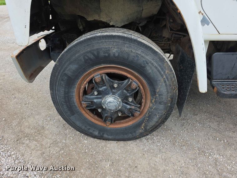 image for item FH6165 1986 International S1900 dump truck