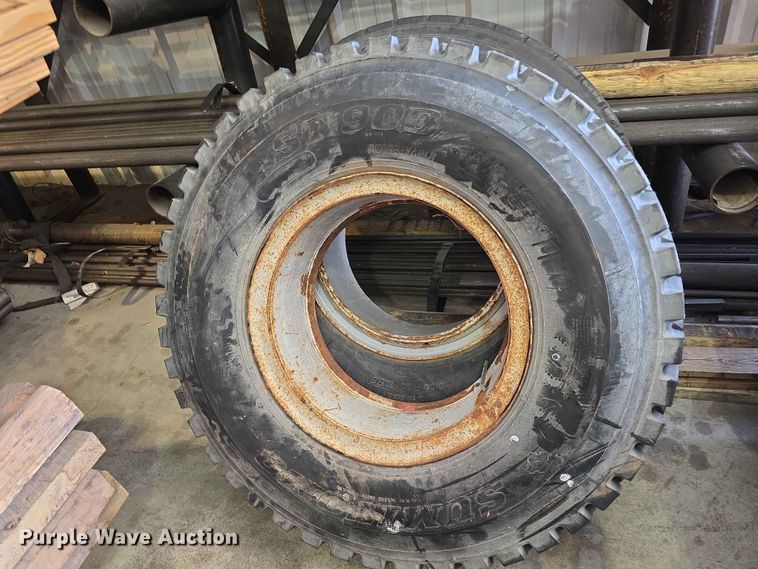 image for item FH6165 1986 International S1900 dump truck