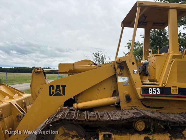image for item FI0188 1989 Caterpillar 953 track loader