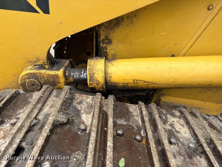 image for item FI0188 1989 Caterpillar 953 track loader