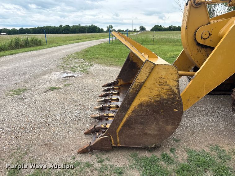 image for item FI0188 1989 Caterpillar 953 track loader