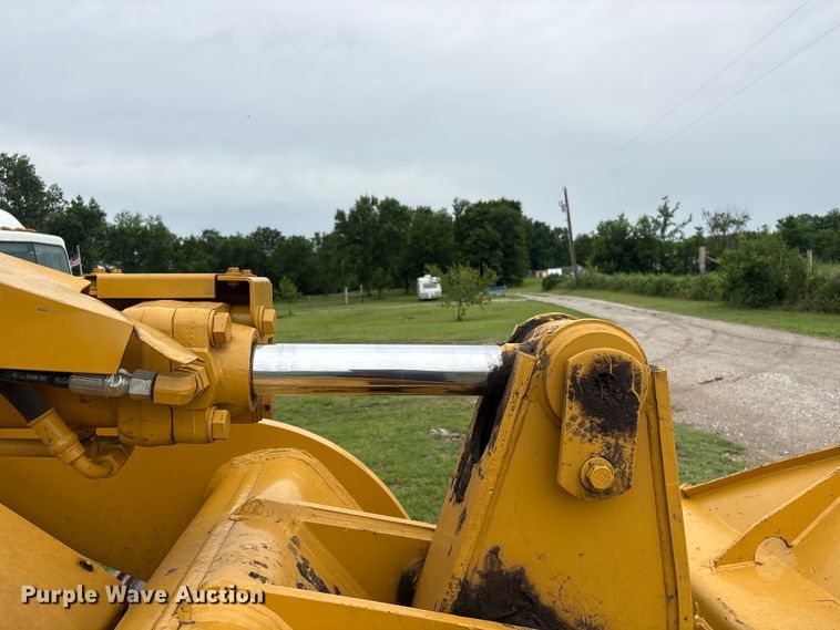 image for item FI0188 1989 Caterpillar 953 track loader