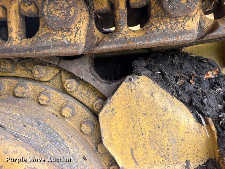 image for item FI0188 1989 Caterpillar 953 track loader