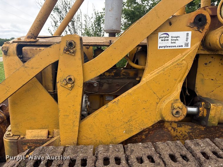 image for item FI0189 1962 Caterpillar 933 track loader