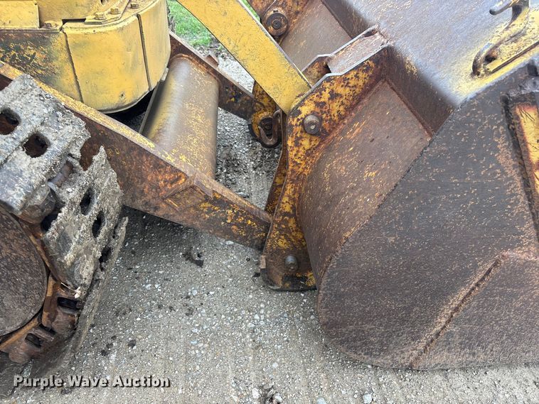 image for item FI0189 1962 Caterpillar 933 track loader