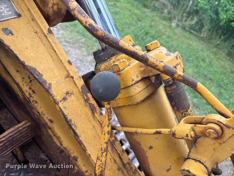 image for item FI0189 1962 Caterpillar 933 track loader