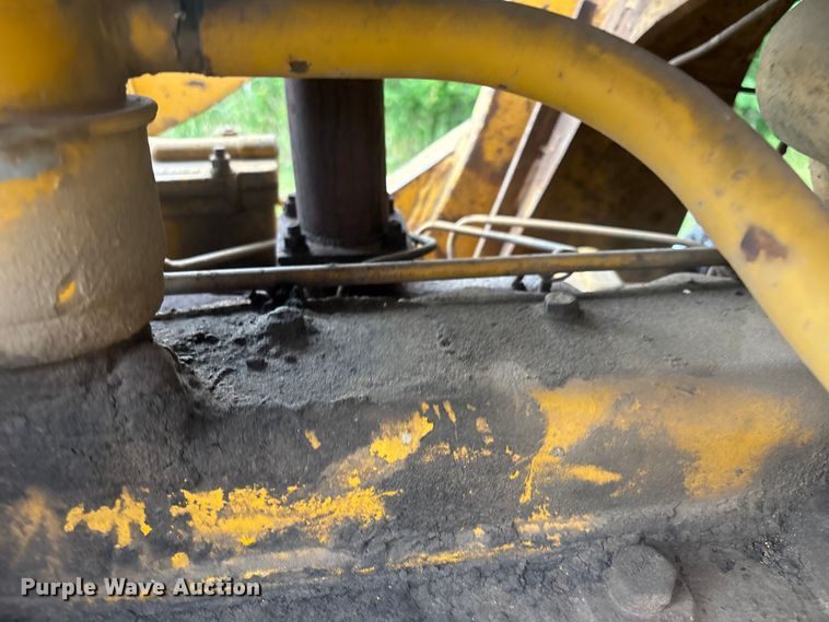 image for item FI0189 1962 Caterpillar 933 track loader