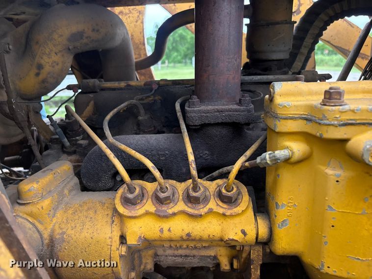 image for item FI0189 1962 Caterpillar 933 track loader