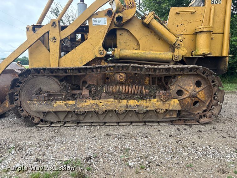 image for item FI0189 1962 Caterpillar 933 track loader