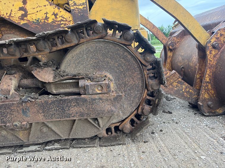 image for item FI0189 1962 Caterpillar 933 track loader