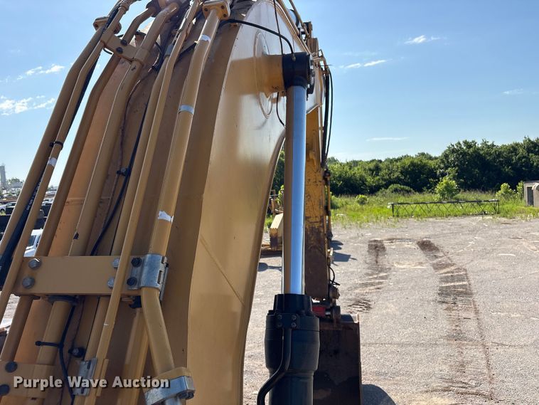 image for item FI0192 2015 Caterpillar 336FL excavator