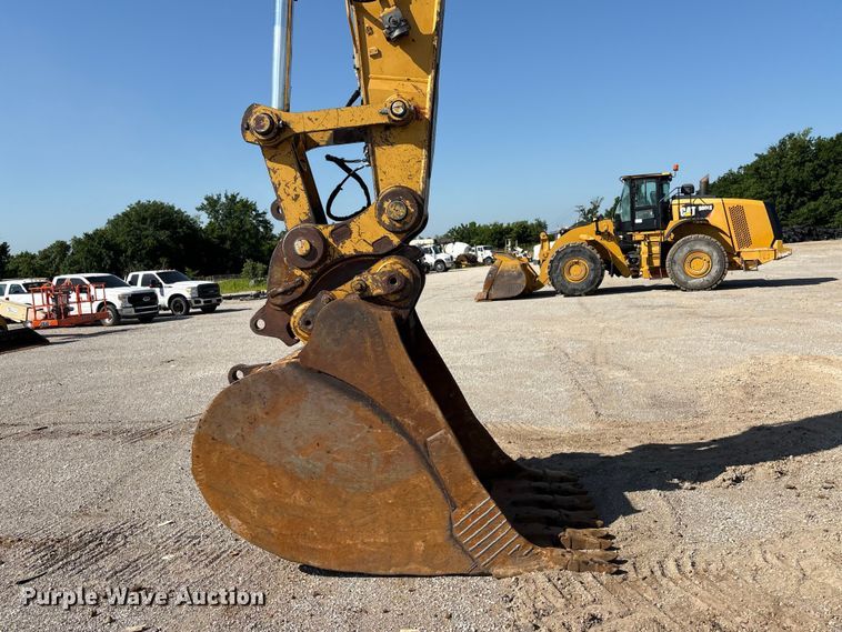 image for item FI0192 2015 Caterpillar 336FL excavator