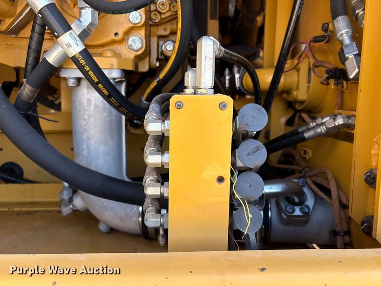 image for item FI0192 2015 Caterpillar 336FL excavator