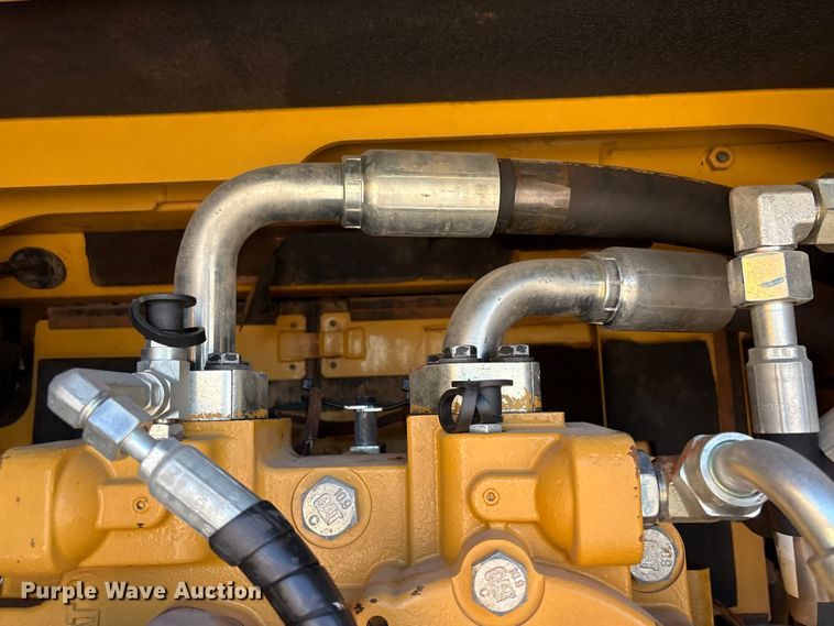 image for item FI0192 2015 Caterpillar 336FL excavator