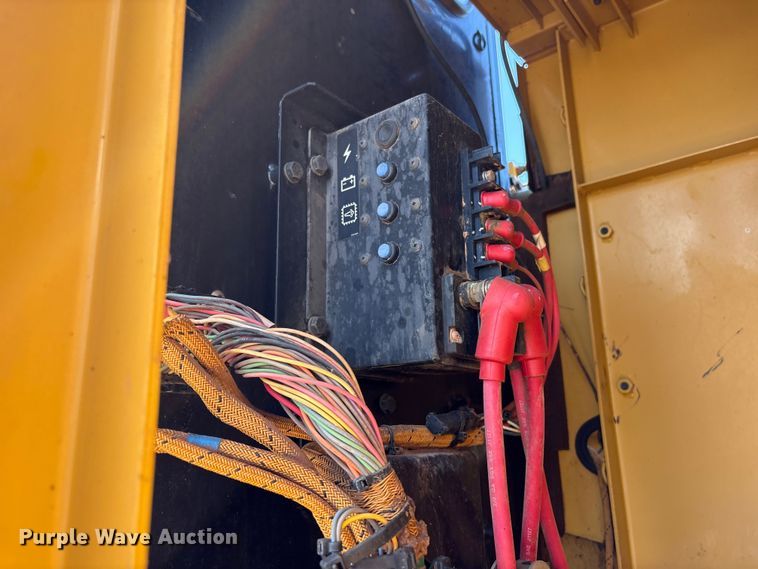 image for item FI0192 2015 Caterpillar 336FL excavator