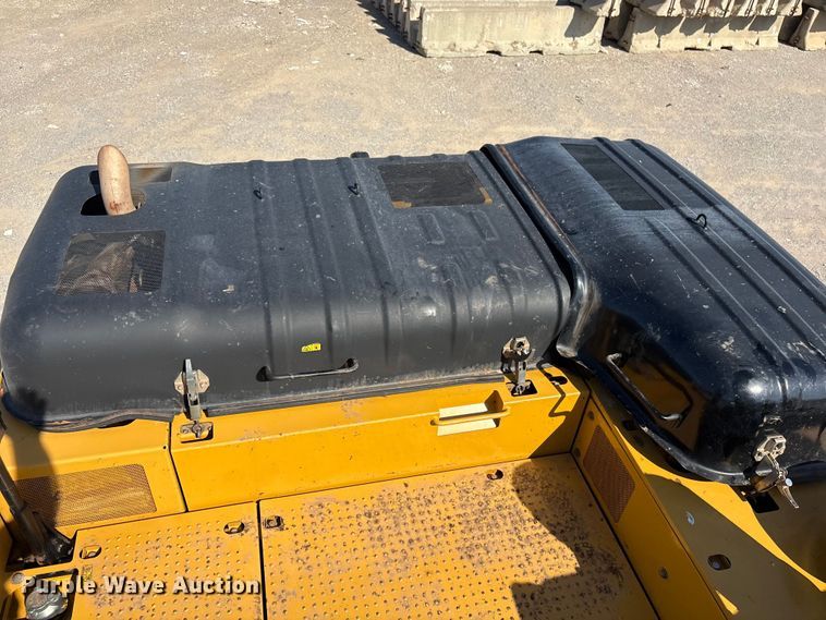 image for item FI0192 2015 Caterpillar 336FL excavator