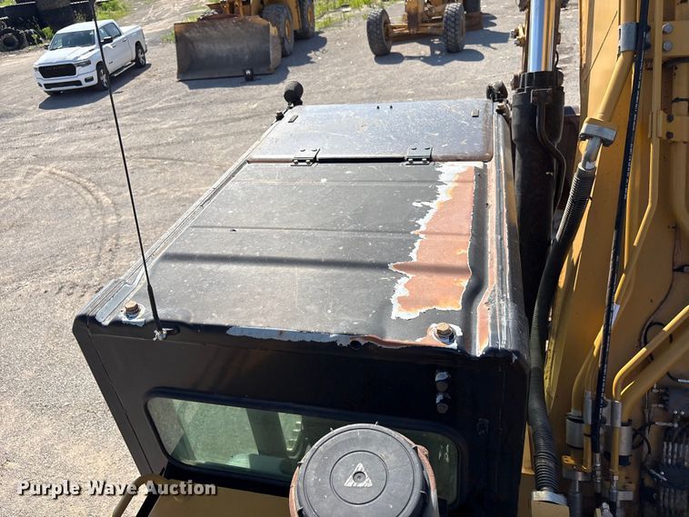 image for item FI0192 2015 Caterpillar 336FL excavator