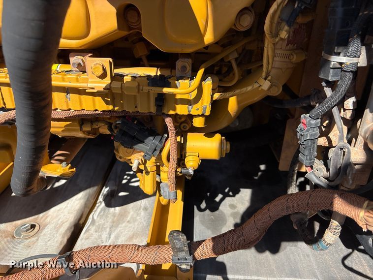 image for item FI0192 2015 Caterpillar 336FL excavator