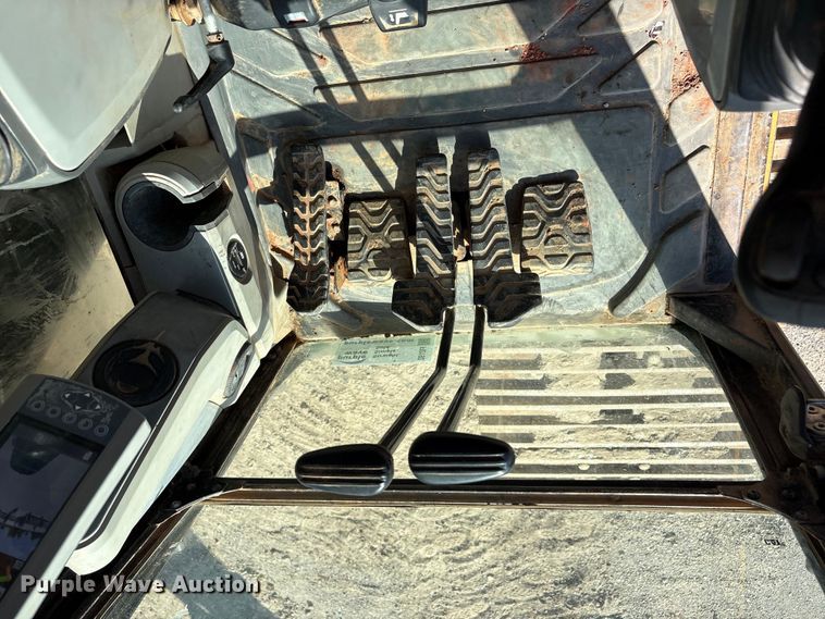 image for item FI0192 2015 Caterpillar 336FL excavator