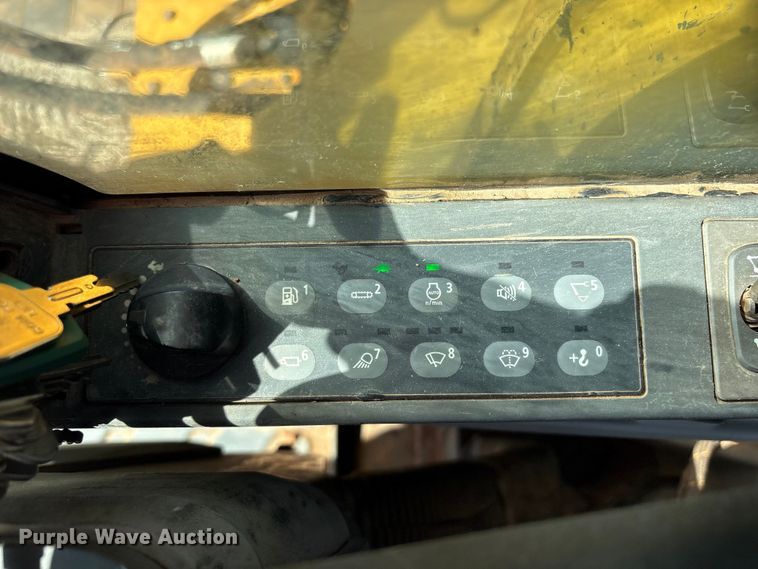 image for item FI0192 2015 Caterpillar 336FL excavator