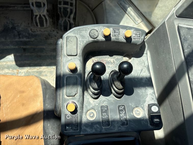 image for item FI0194 2016 Caterpillar 980M wheel loader