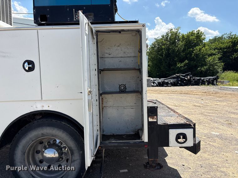 image for item FI0196 2012 Freightliner Business Class M2 utility / service truck