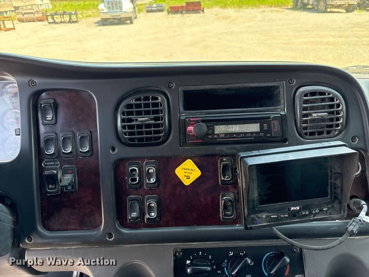 image for item FI0196 2012 Freightliner Business Class M2 utility / service truck