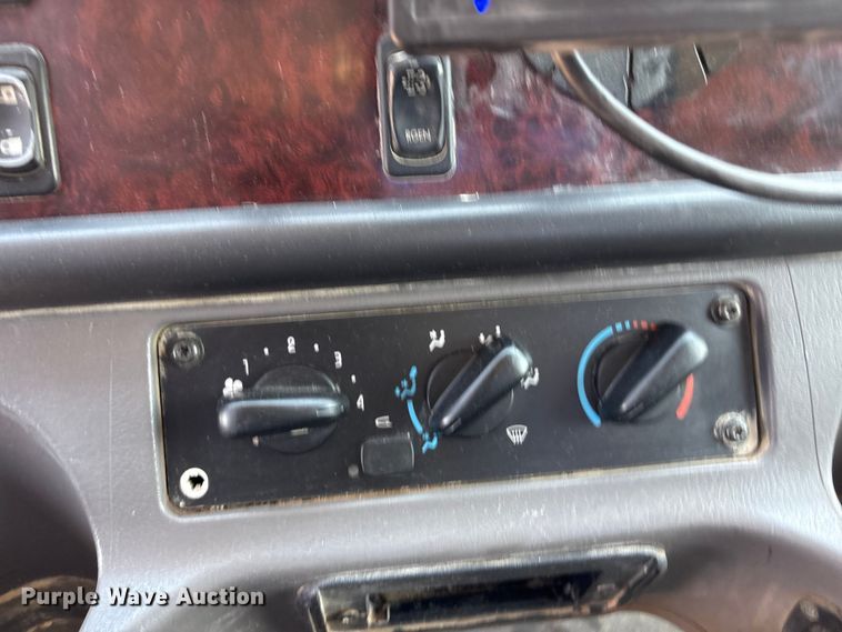 image for item FI0196 2012 Freightliner Business Class M2 utility / service truck