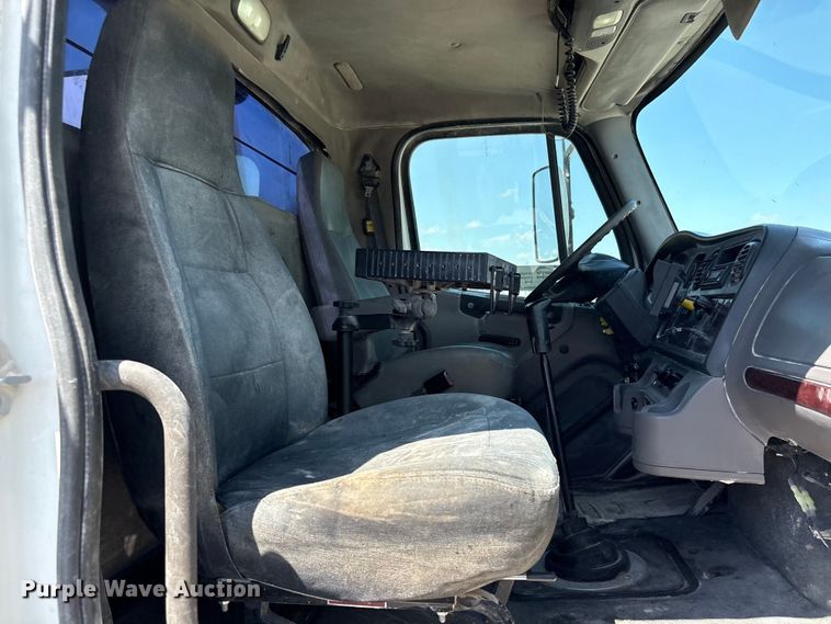 image for item FI0196 2012 Freightliner Business Class M2 utility / service truck