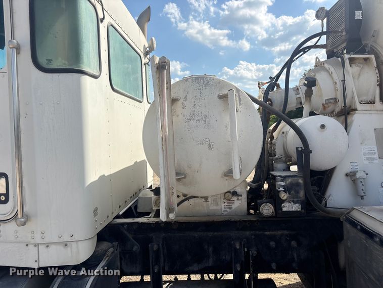image for item FI0197 2017 Kenworth W900 ready mix truck