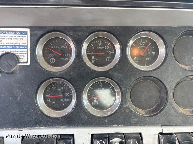 image for item FI0197 2017 Kenworth W900 ready mix truck
