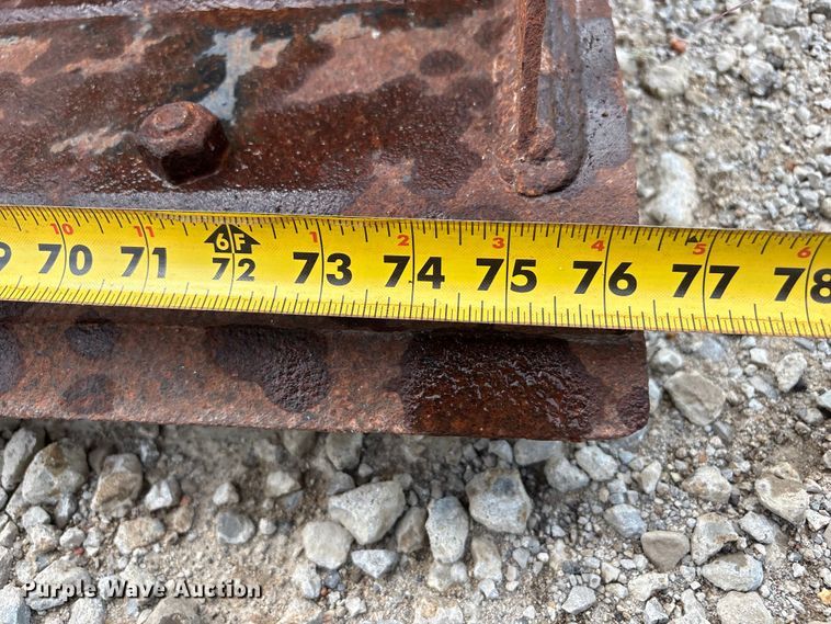 image for item FI0198 Telehandler attachments