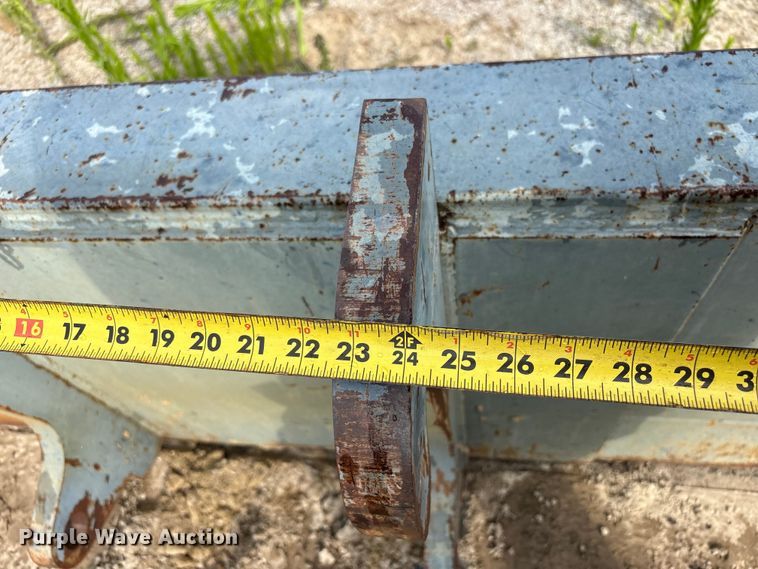 image for item FI0198 Telehandler attachments