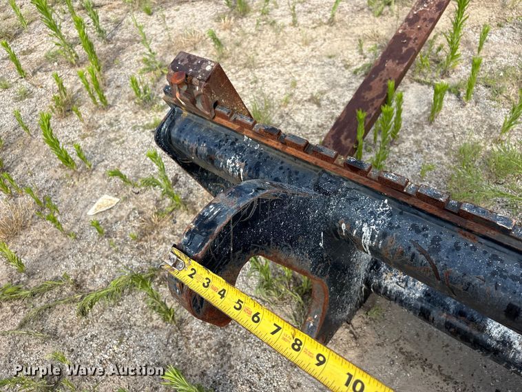image for item FI0198 Telehandler attachments