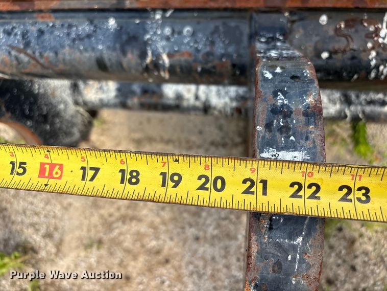 image for item FI0198 Telehandler attachments