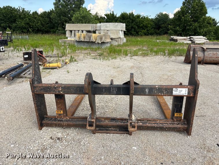 image for item FI0201 Caterpillar 69