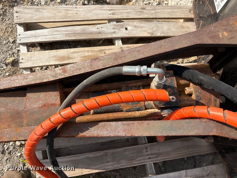 image for item FI0203 Caterpillar H63 skid steer breaker