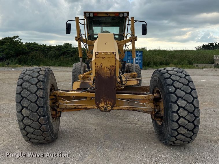 image for item FI0204 1996 Caterpillar 14H motor grader