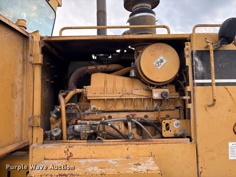 image for item FI0204 1996 Caterpillar 14H motor grader