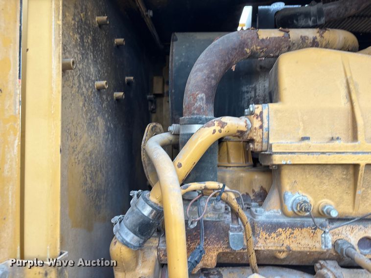 image for item FI0204 1996 Caterpillar 14H motor grader